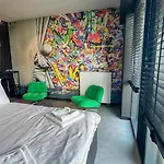 Sky Zabrska15 21st Floor Or 10th Floor Parking Self Check-in *