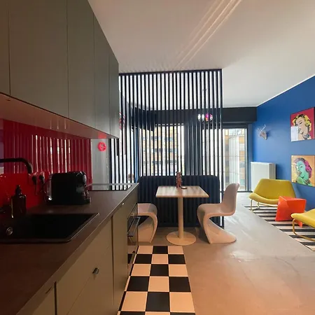 דירה Sky Zabrska15 21st Floor Or 10th Floor Parking Self Check-in קטוביץ