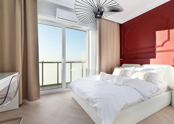 דירה Sky Zabrska15 21st Floor Or 10th Floor Parking Self Check-in קטוביץ