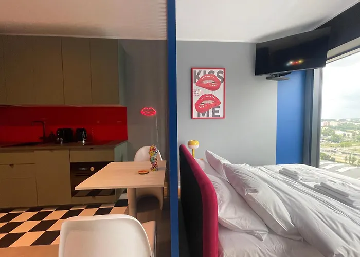 Apartament Sky Zabrska15 21st Floor Or 10th Floor Parking Self Check-in *