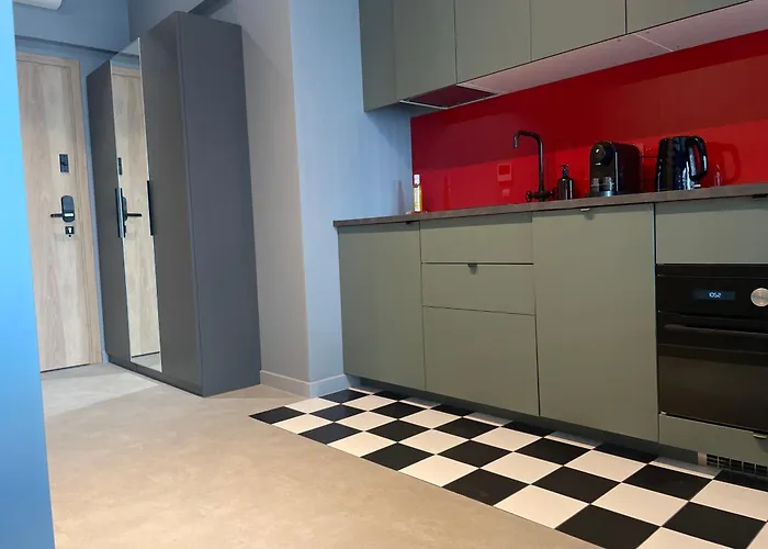 Sky Zabrska15 21st Floor Or 10th Floor Parking Self Check-in