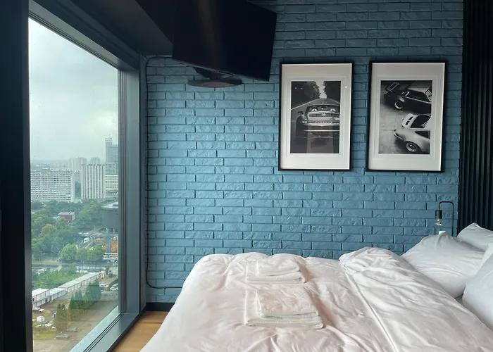 Sky Zabrska15 21st Floor Or 10th Floor Parking Self Check-in *