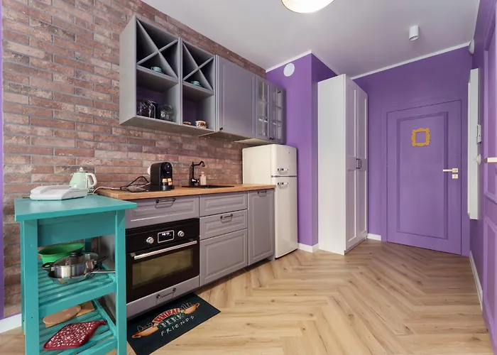 Sky Zabrska15 21st Floor Or 10th Floor Parking Self Check-in *